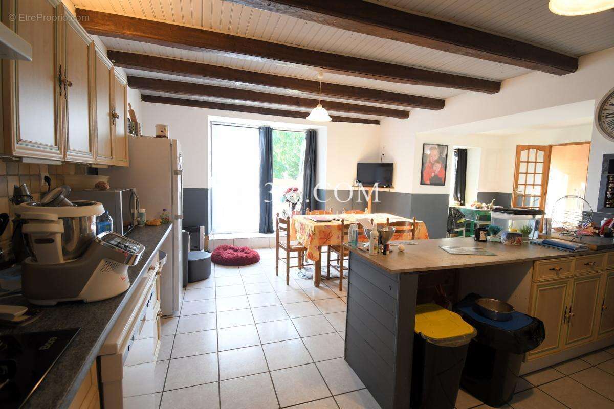 Maison à PUNEROT