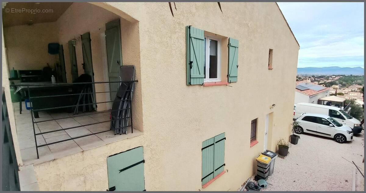 Photo 1 - Maison à LA CRAU