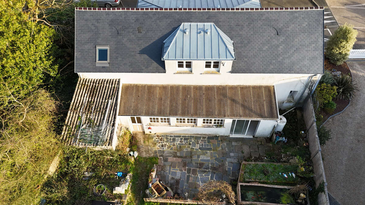 Maison à BRICQUEBEC