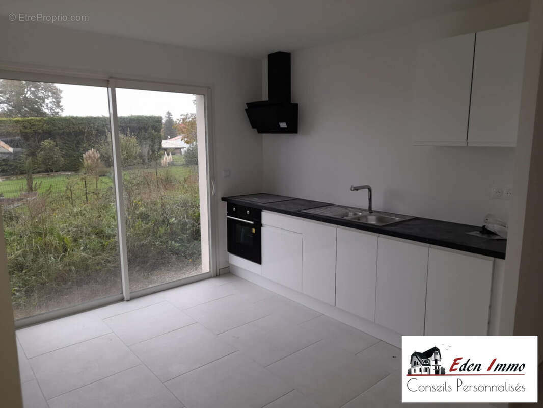 Maison à CHAMPNIERS