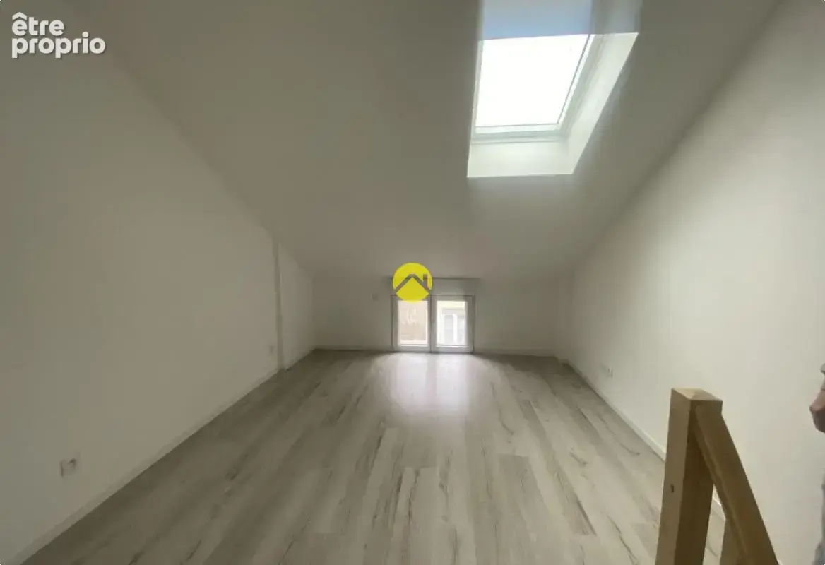 2 duplex renoves + maison - photo 11