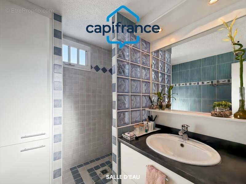 Appartement à SAINT-DENIS