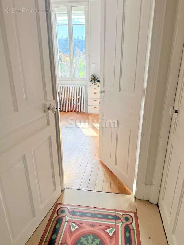 Maison à MONTELIMAR