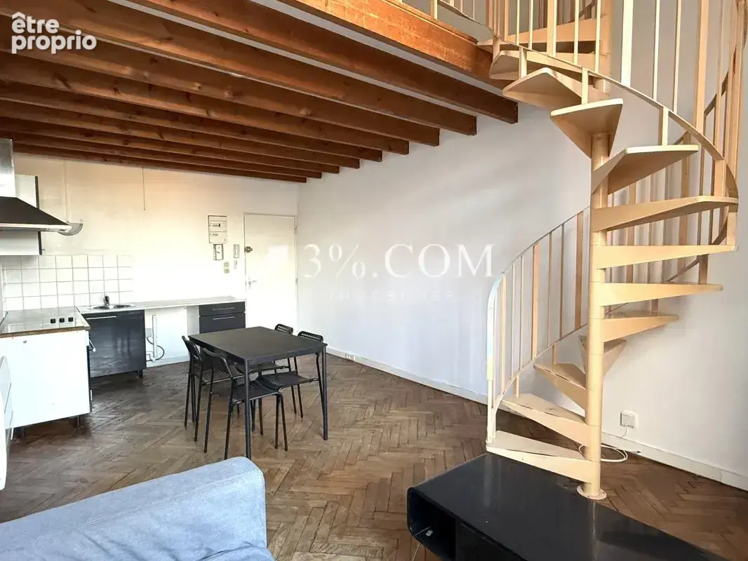 Appartement t1bis en duplex de 41 m2 - photo 2