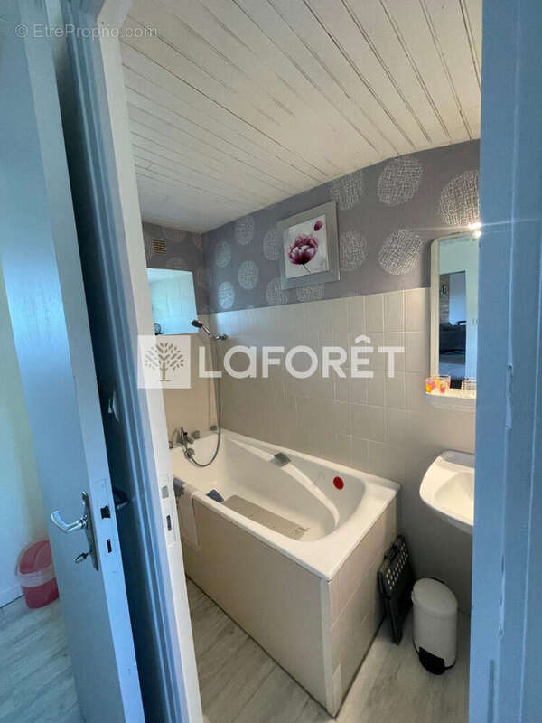 Maison à PLOUGRESCANT