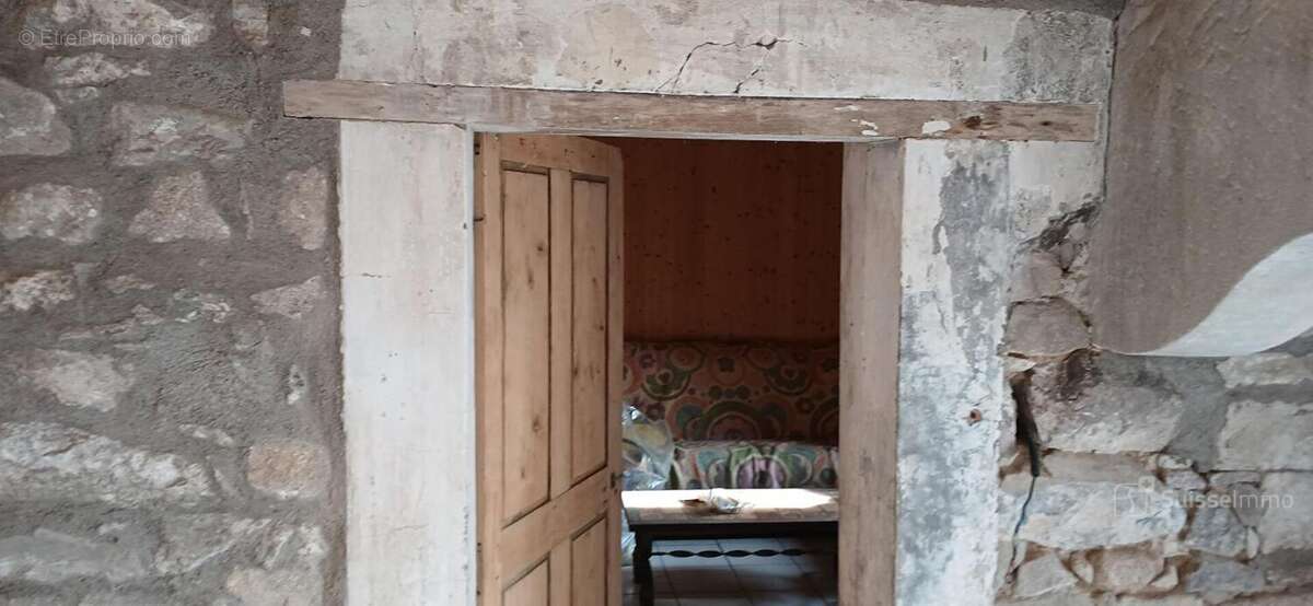 Maison à LA LONGINE