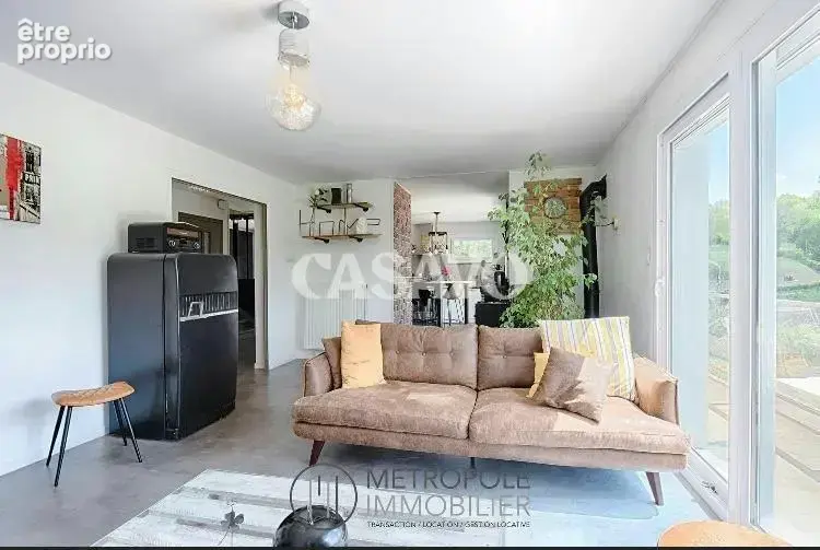 Vente Maison 8 pièces de 140m² - 38080 Four - photo 3