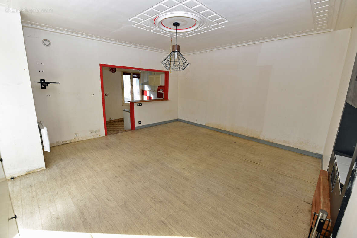 Maison à SAINT-MEEN-LE-GRAND