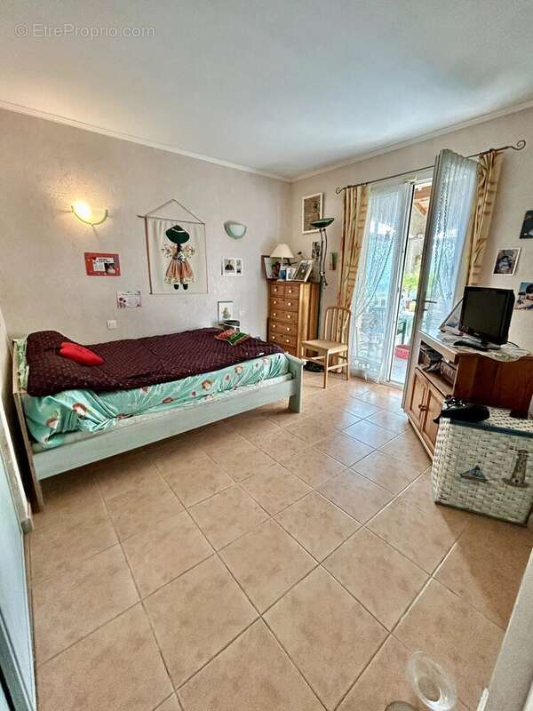 Maison à VILLENEUVE-DE-LA-RAHO