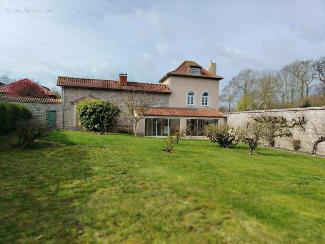 Maison à BONNINGUES-LES-CALAIS