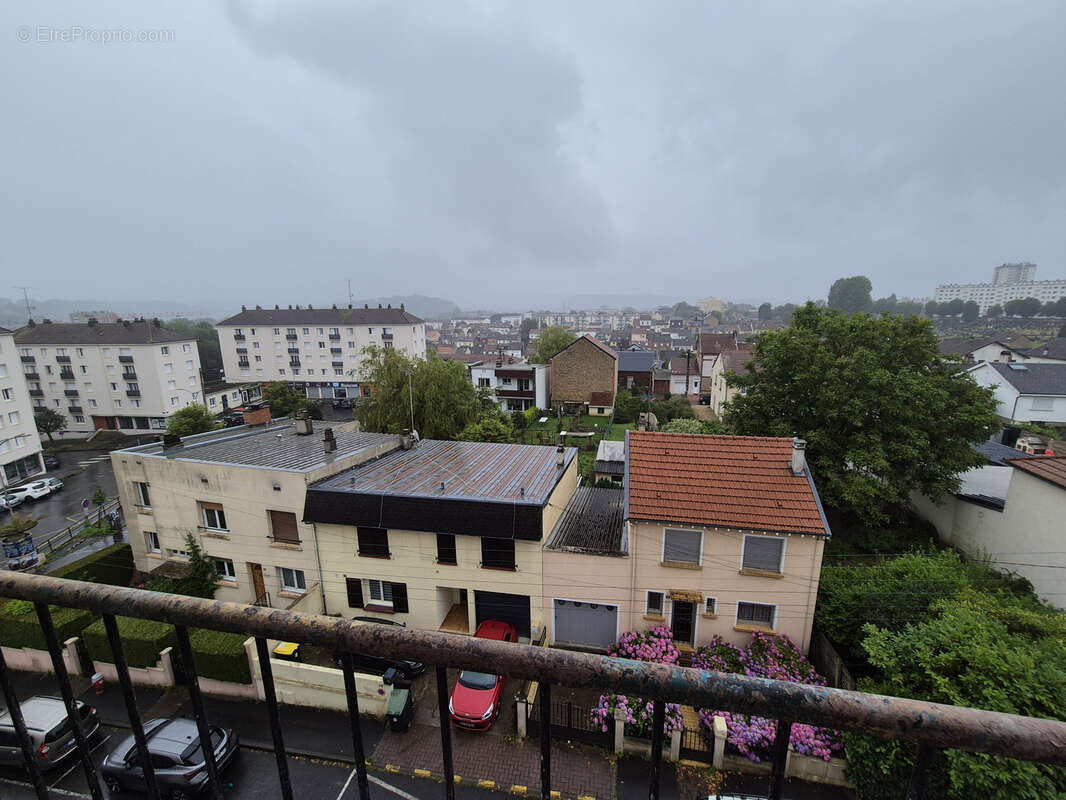 Appartement à CHARLEVILLE-MEZIERES