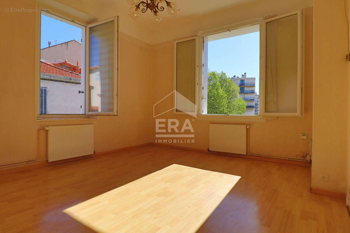 Appartement à MARSEILLE-10E