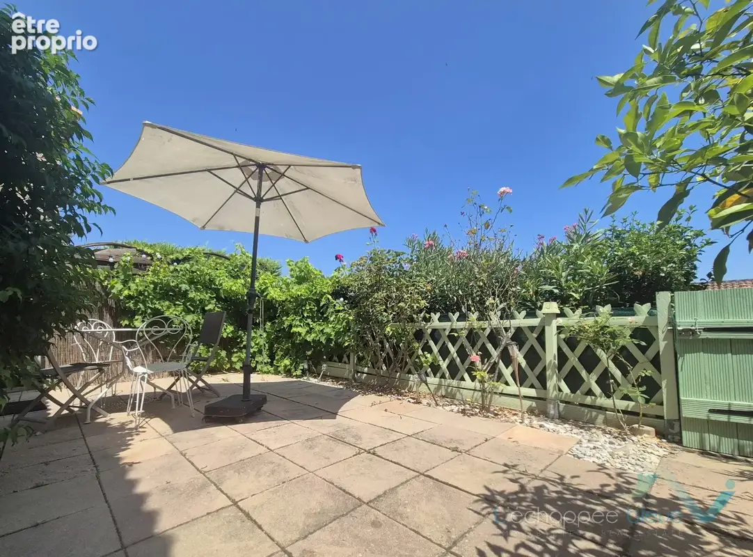 Vente Mazet 2 pièces dans une résidence avec piscine à Cogolin - photo 14