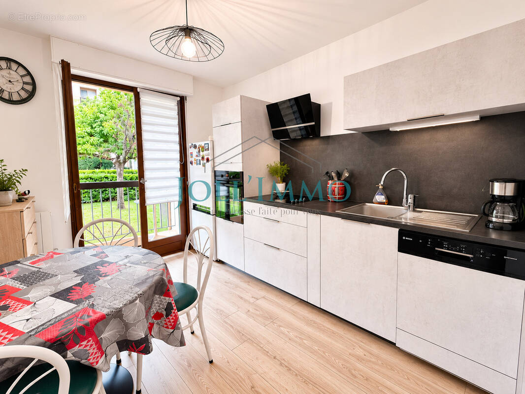 Appartement à ROUSSILLON