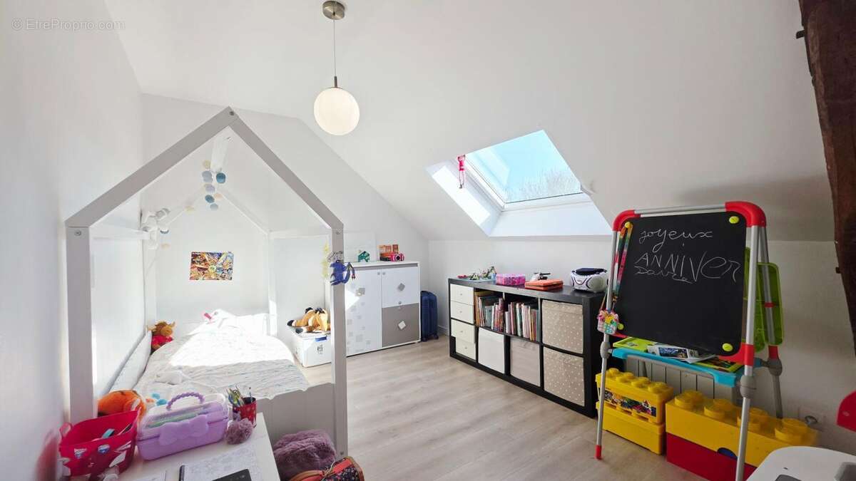 Bourges maison 5 pieces + appartement independant 2 pieces - photo 10