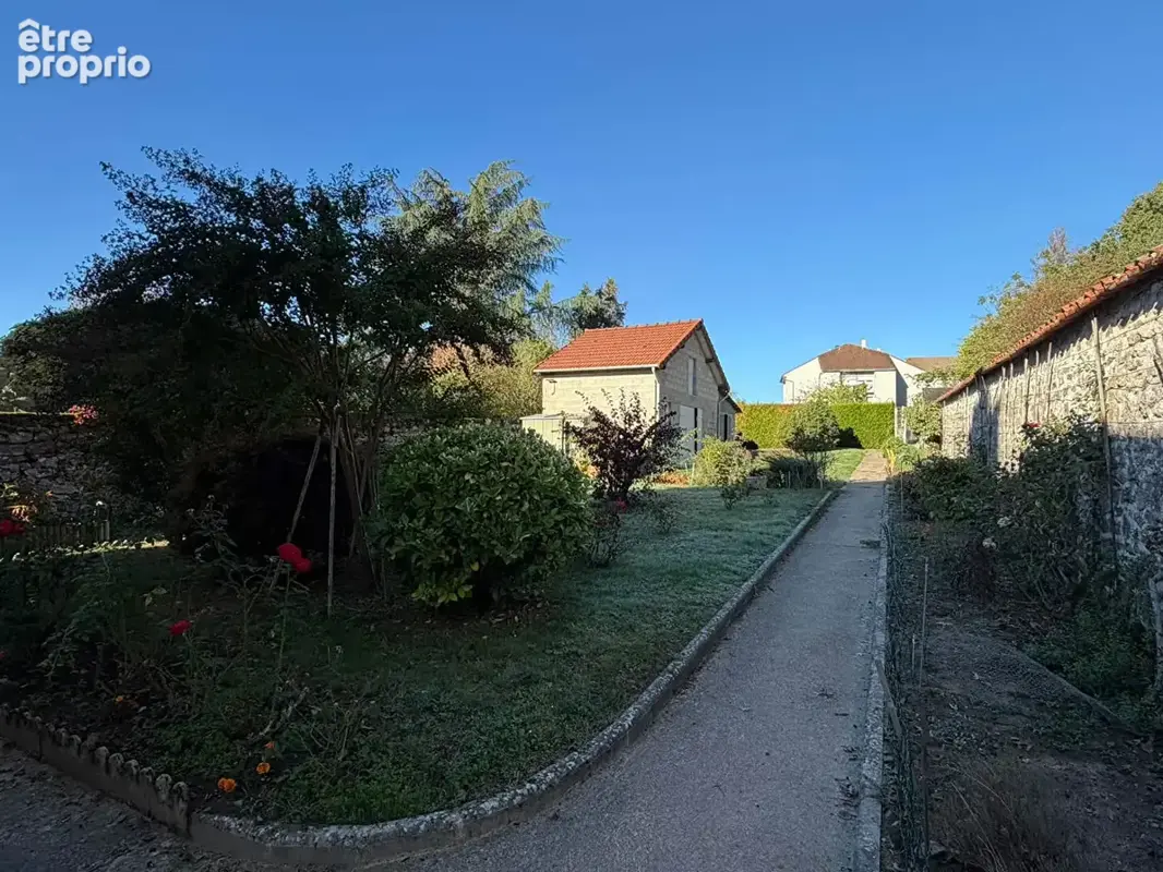 HAUTE VIENNE - Charmante maison de ville avec magnifique jardin clos de murs et vue sur la vallée de la Gartempe ? Châteauponsac - photo 4