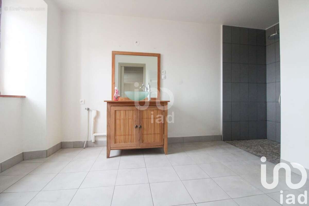 Maison 102 m² à Saint-Victor-Et-Melvieu  - photo 6