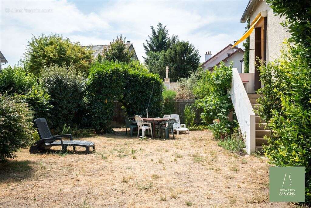 Maison 128 m² à Le Vesinet  - photo 19