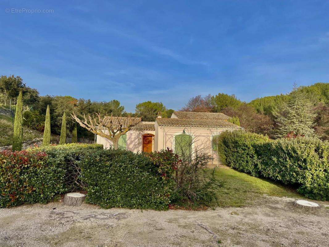 Maison à L&#039;ISLE-SUR-LA-SORGUE