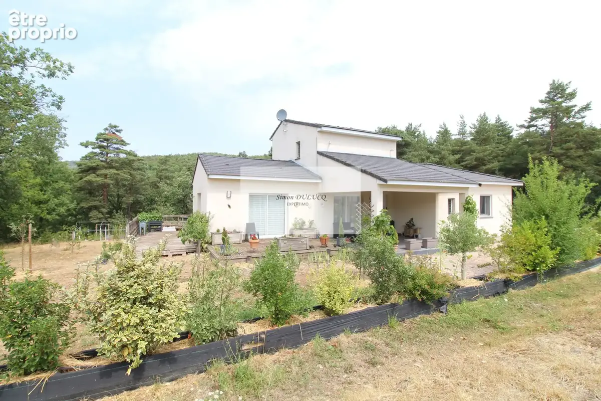 Maison à MARNHAGUES-ET-LATOUR