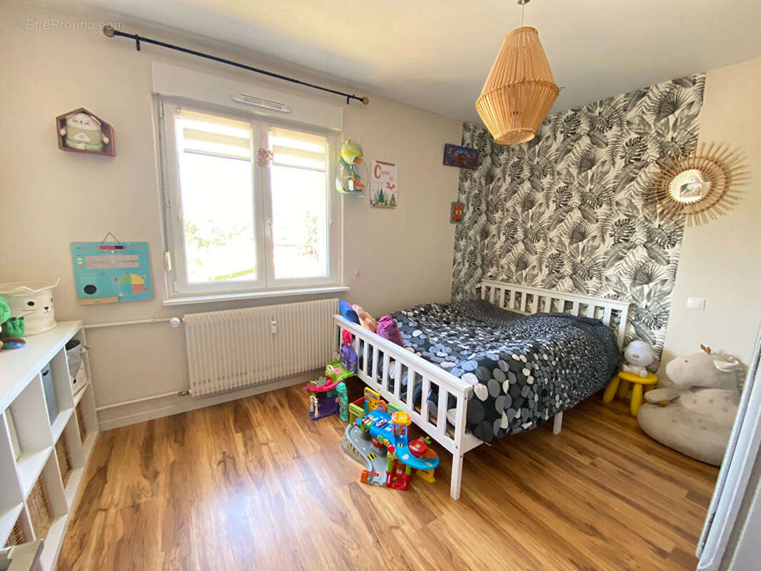 Appartement 4 pièces à Cernay : le charme au 2ème étage avec balcon ensoleillé ! - photo 9