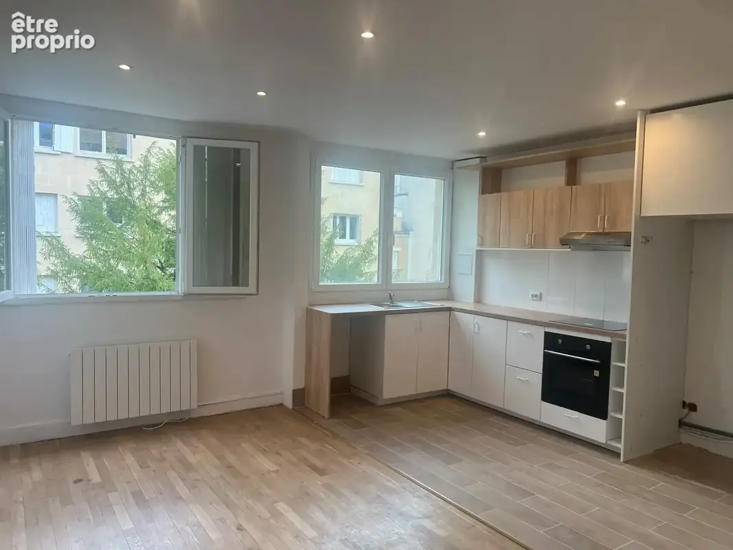 Appartement à NEUILLY-SUR-SEINE