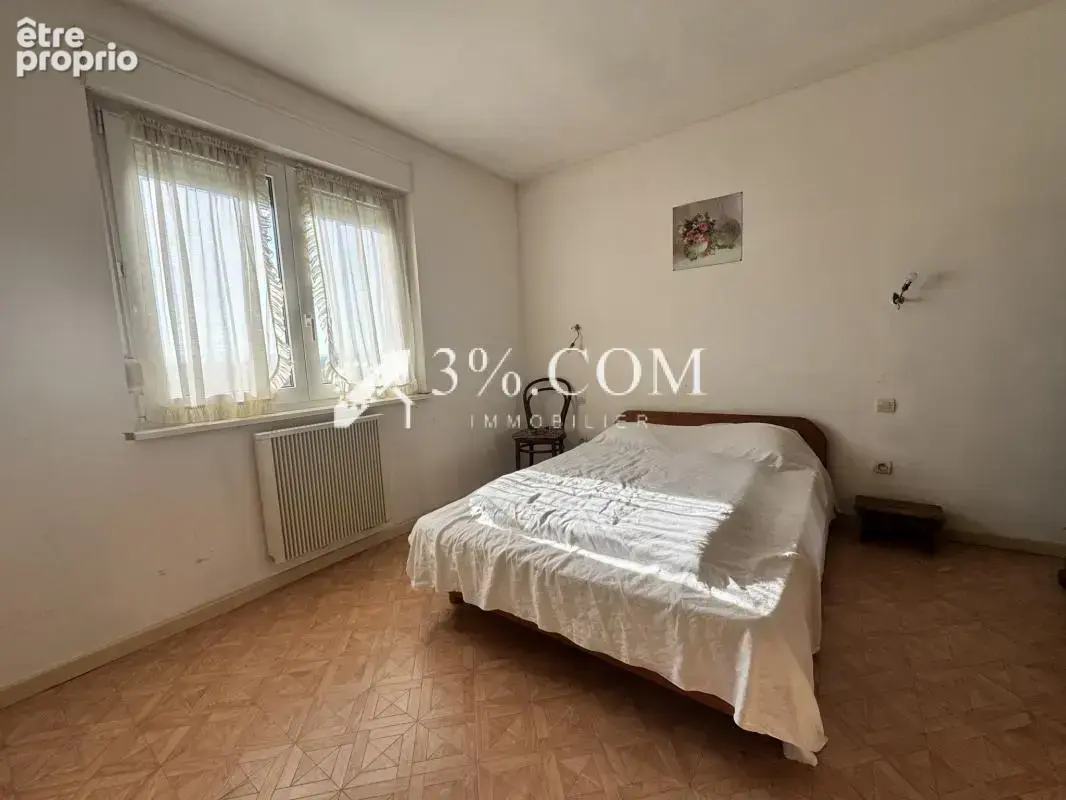 Maison plain pied 83m2 avec  2 chambres   à rafraîchir sur 4 - photo 6
