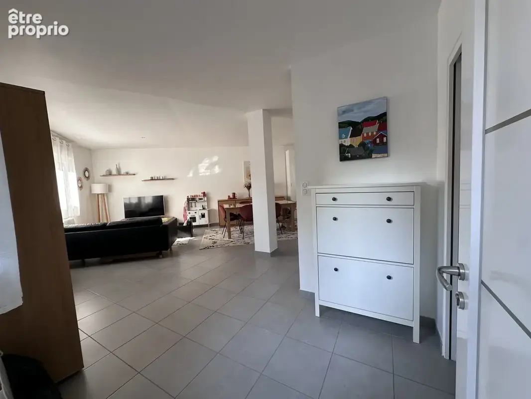 Appartement 62 m² à Aubergenville  - photo 2