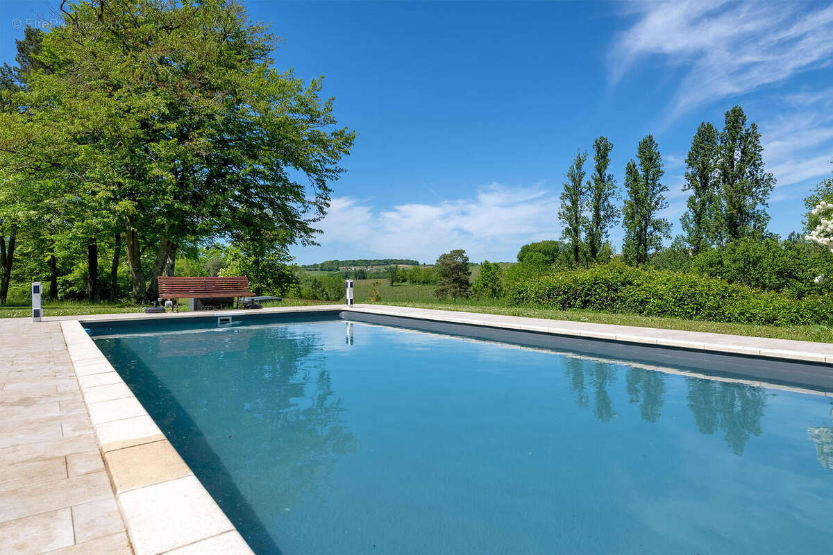 DSC0933HDR - Maison à ROUFFIGNAC-DE-SIGOULES