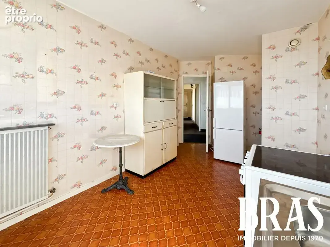 Beaulieu - dernier etage - t3 + cave + garage - photo 7
