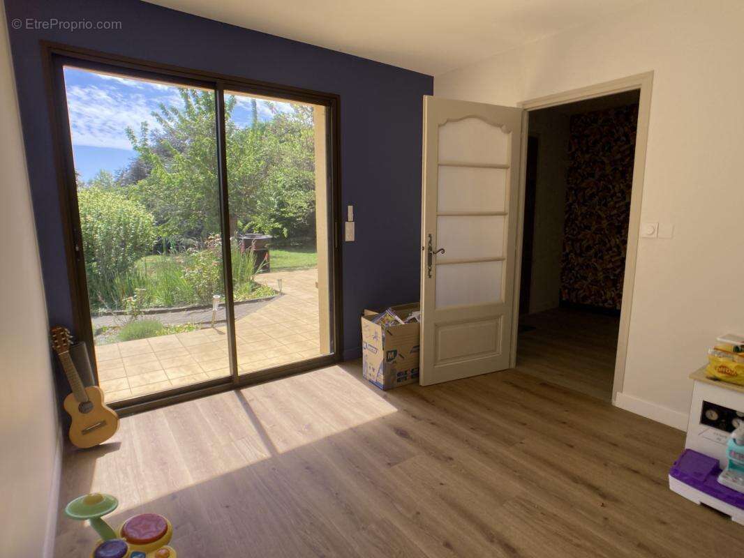 Maison à L'AIGUILLON-SUR-VIE