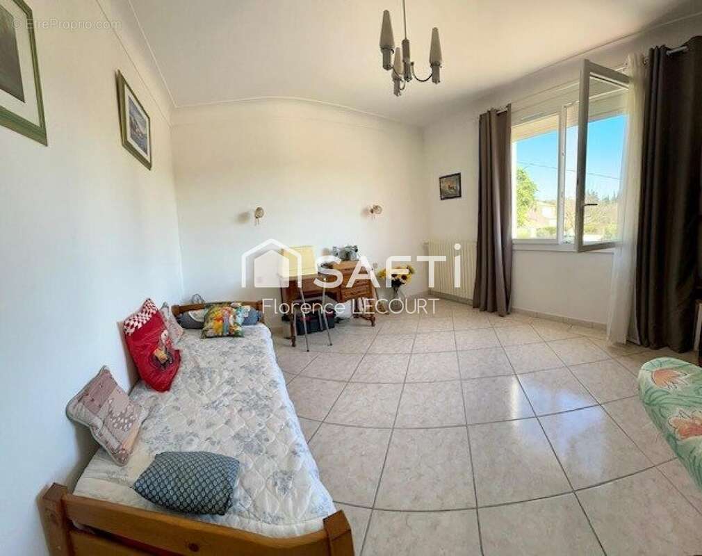 Photo 6 - Maison à BRIGNOLES