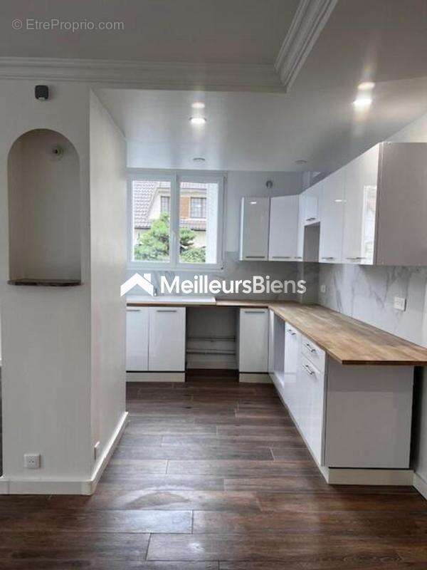 Appartement à LE RAINCY