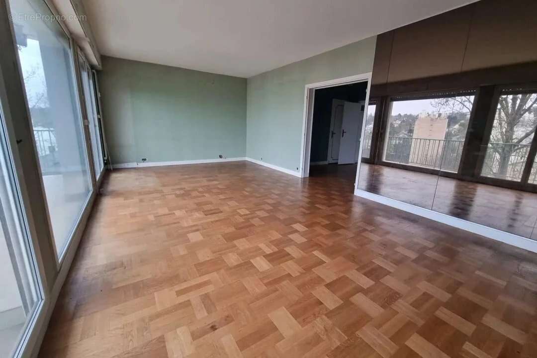 Appartement à LE PECQ