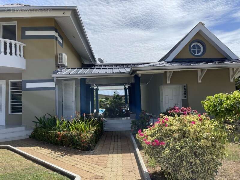 Maison à KOUROU