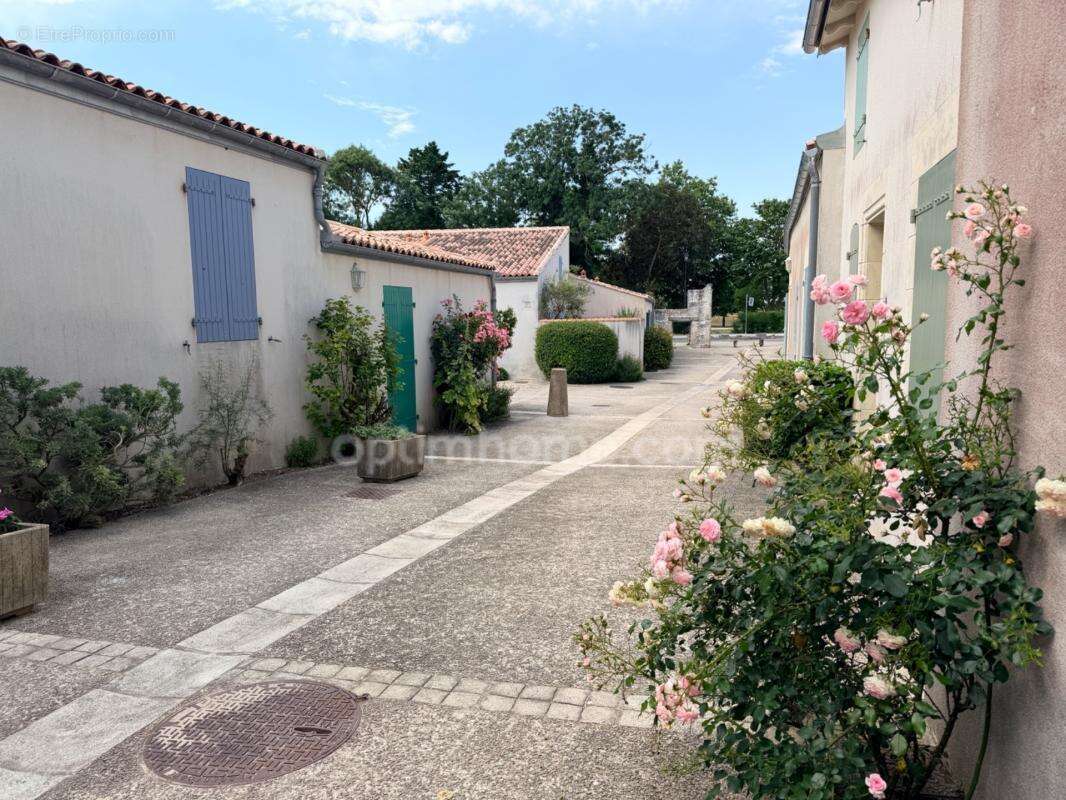 Appartement à SAINT-MARTIN-DE-RE