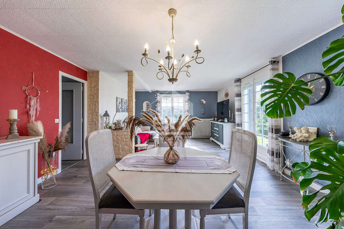 Maison à BALLANCOURT-SUR-ESSONNE