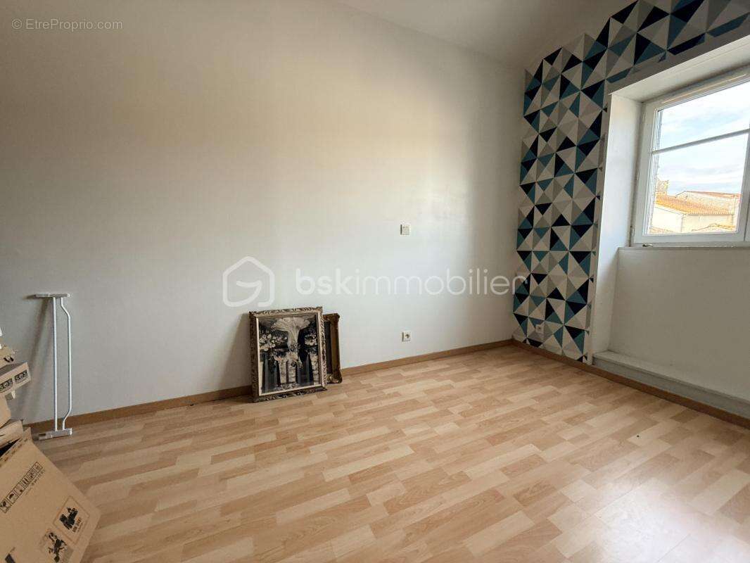 maison en pierre 4 chambres et garage - photo 7