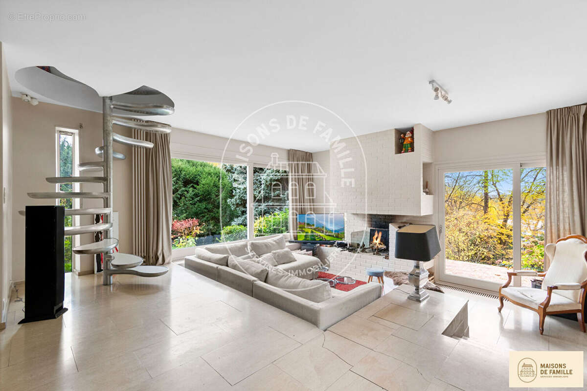 Maison à RUEIL-MALMAISON