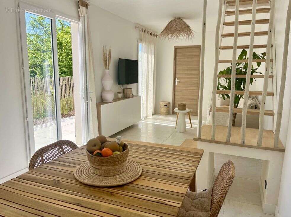 Maison à SAINT-GEORGES-DE-DIDONNE