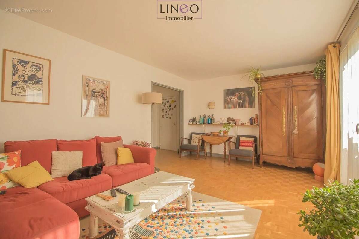 Appartement à CHOISY-LE-ROI