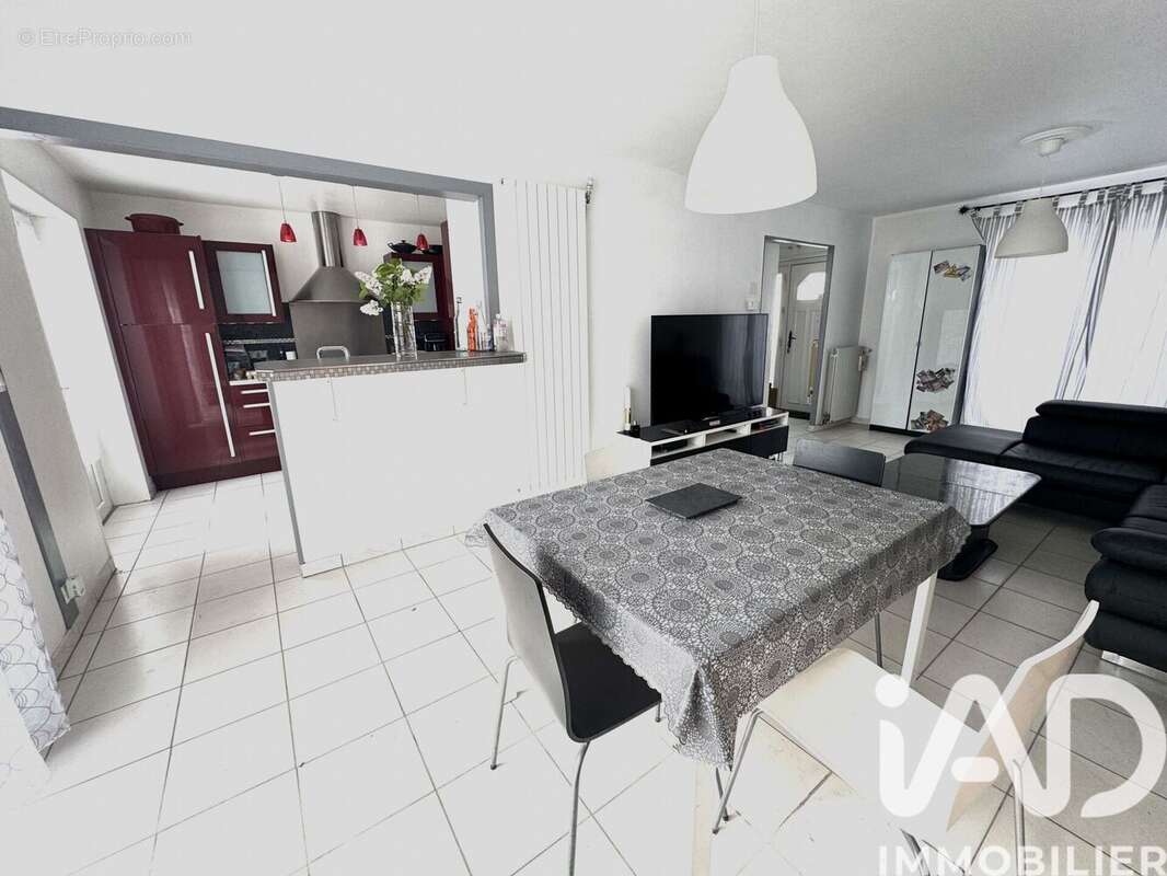 Photo 3 - Maison à MOUSSY-LE-NEUF