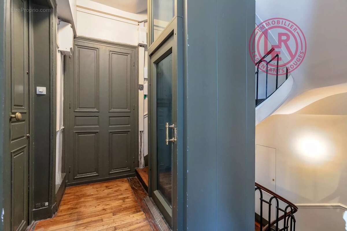 Appartement à PARIS-3E