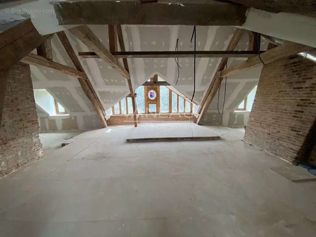 Maison à CHATELLERAULT