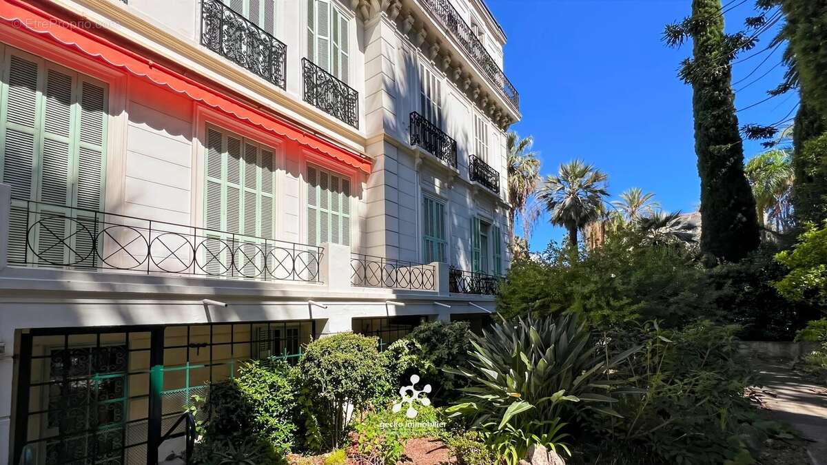Appartement à MENTON