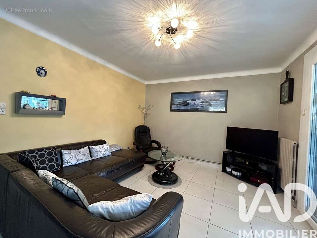 Photo 7 - Maison à LANVOLLON