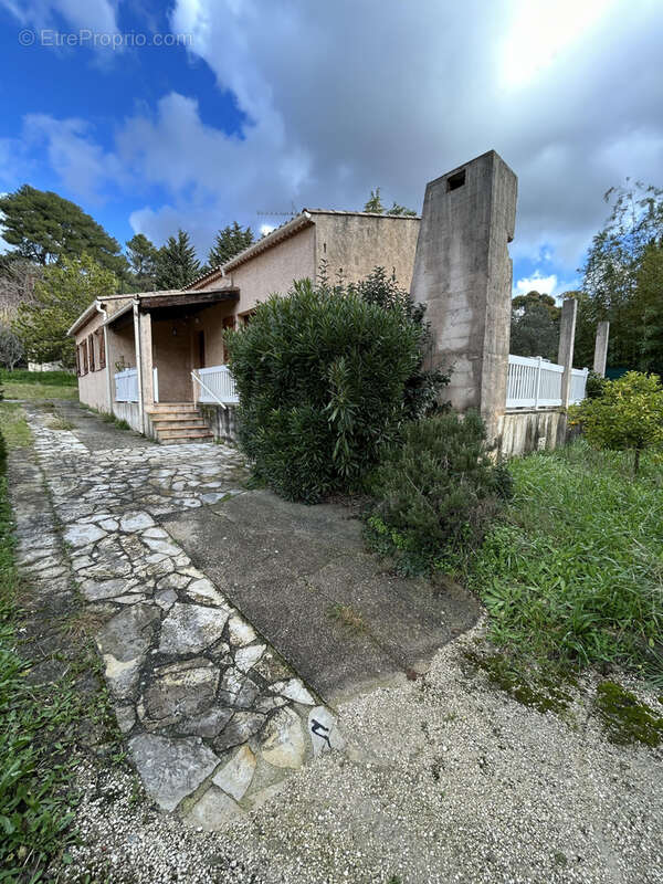Maison à LA PENNE-SUR-HUVEAUNE