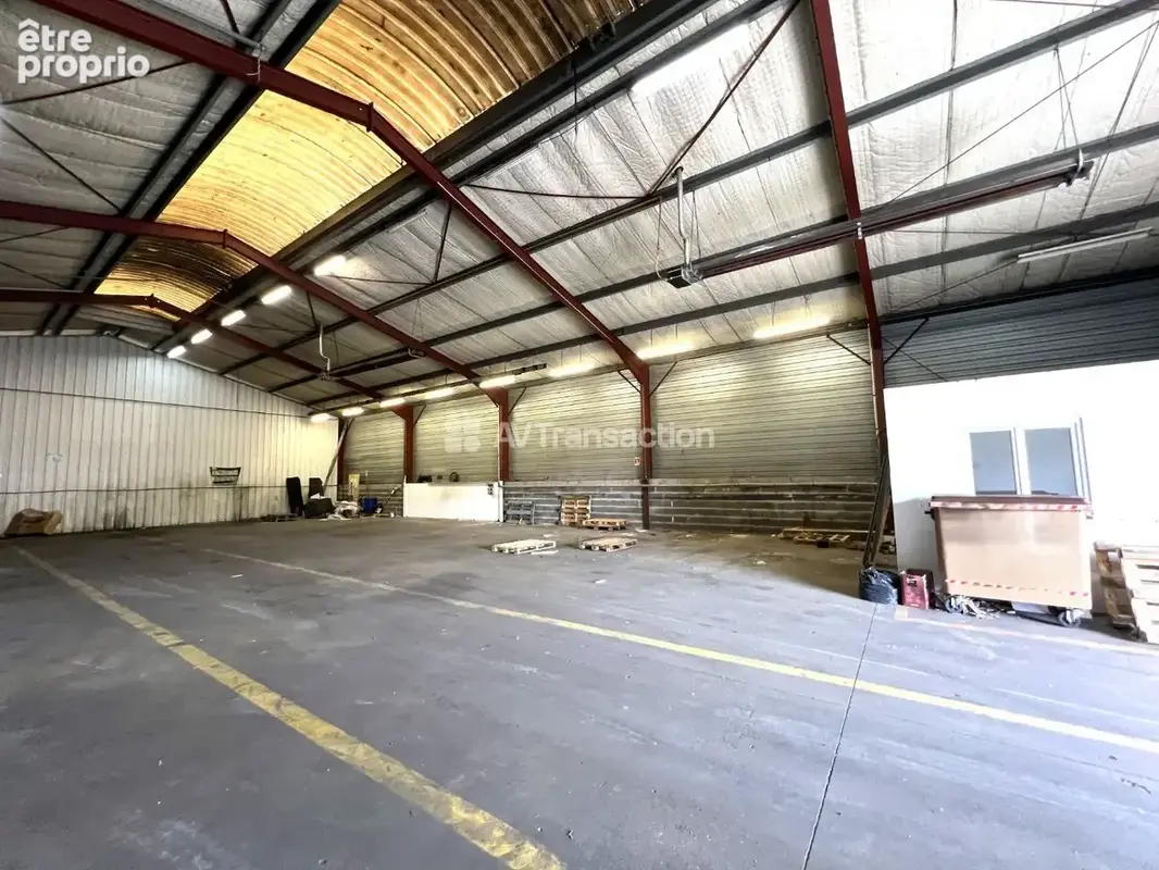 Commerce 536 m² à vendre à Evreux (27000) - photo 9