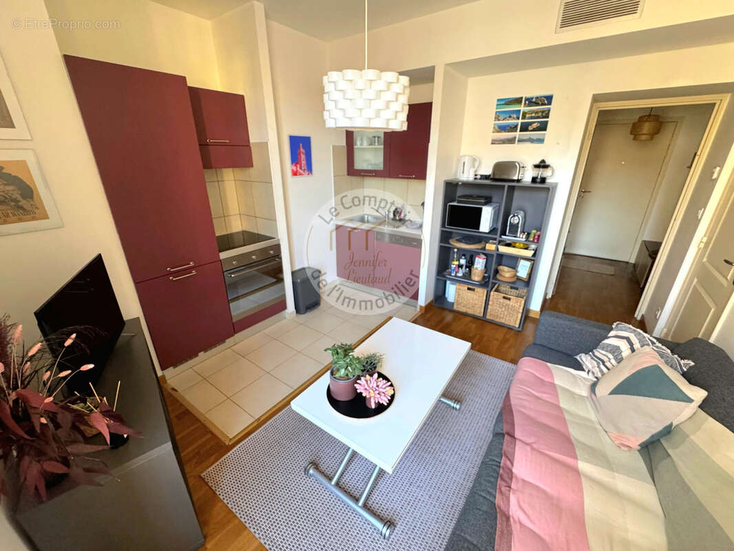 Appartement à MARSEILLE-2E