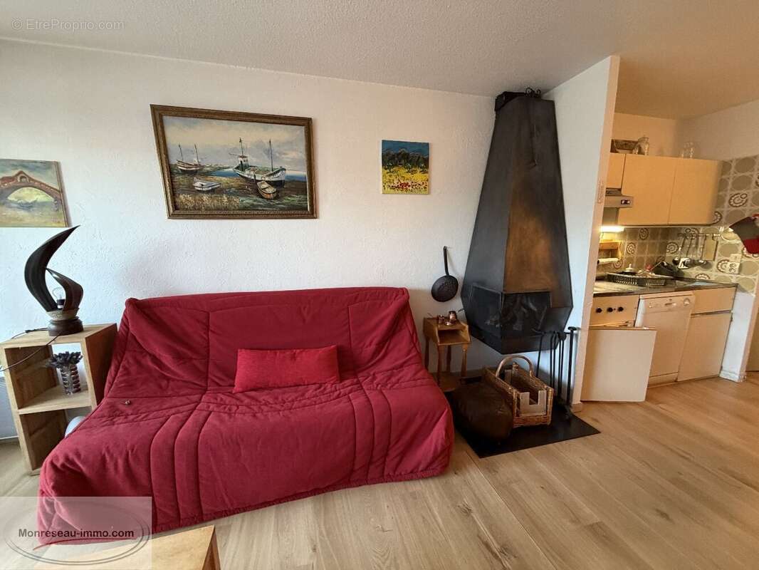 Appartement à GREOLIERES
